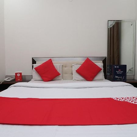 Oyo 24723 Hotel Atul Palace Agra  Luaran gambar