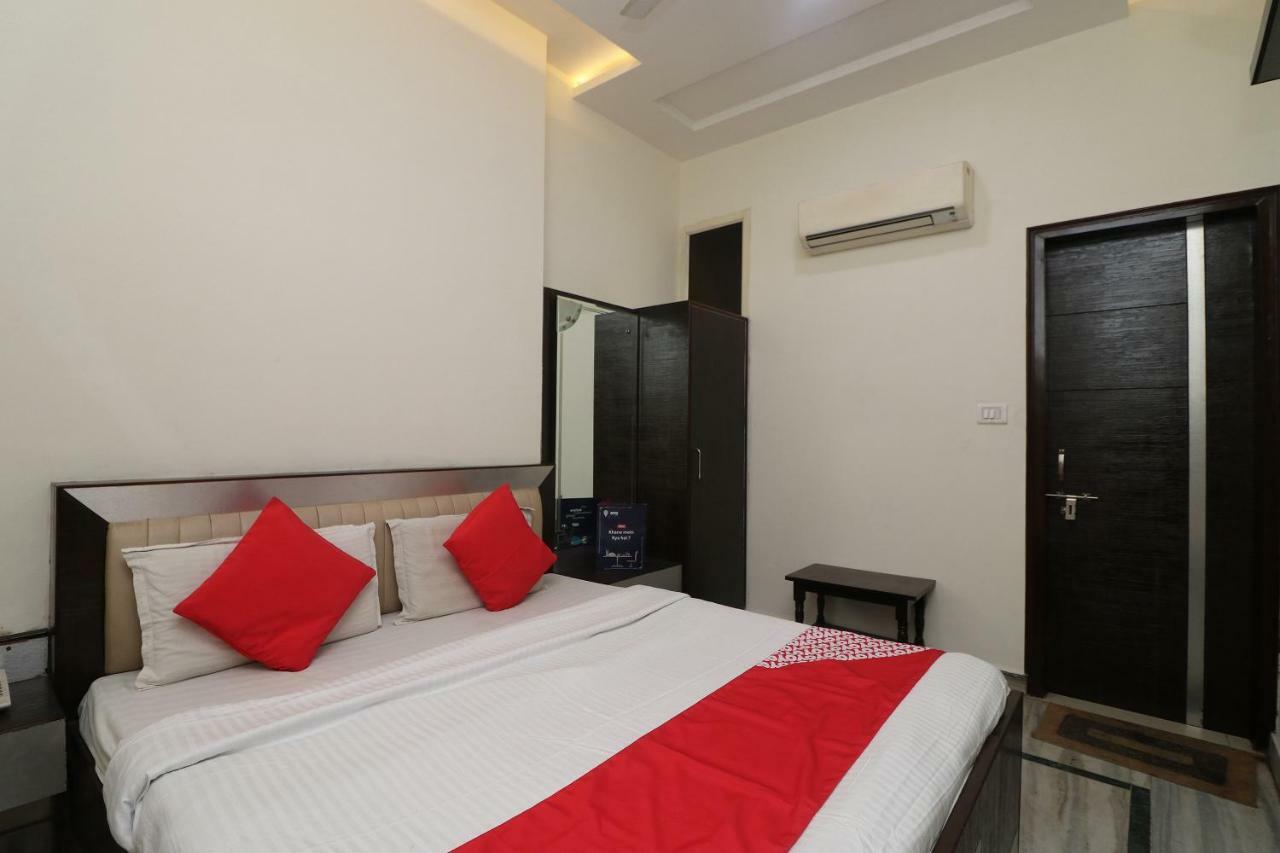 Oyo 24723 Hotel Atul Palace Agra  Luaran gambar